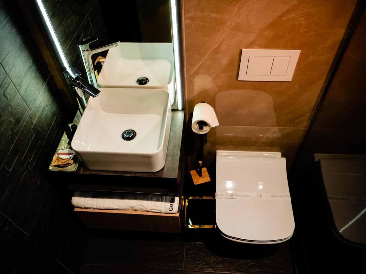Târgu Jiu Hotel Goya Boutique מראה חיצוני תמונה