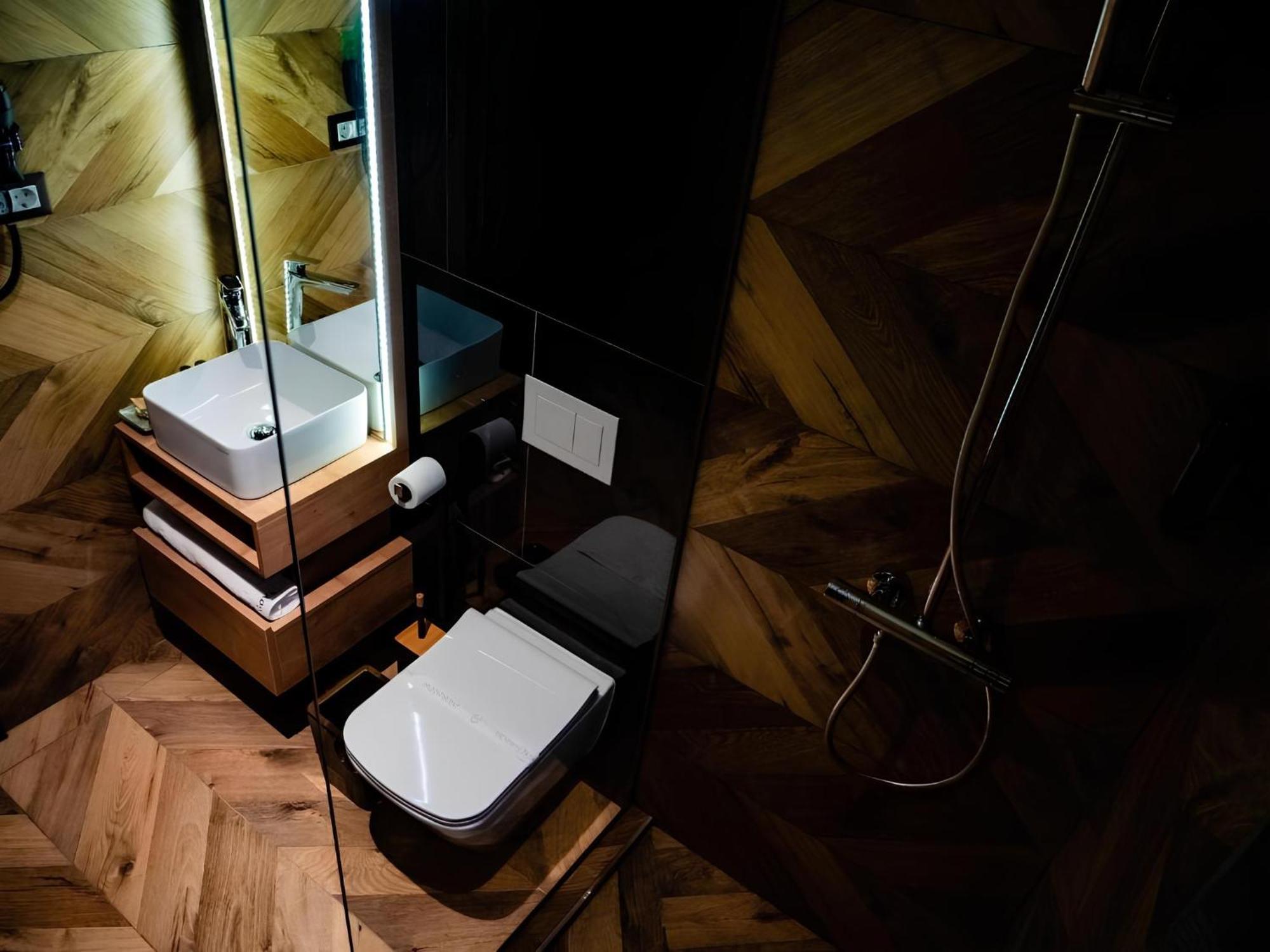 Târgu Jiu Hotel Goya Boutique מראה חיצוני תמונה